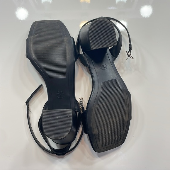 Black a new day short heel square toe size 7.5 - Picture 3 of 4